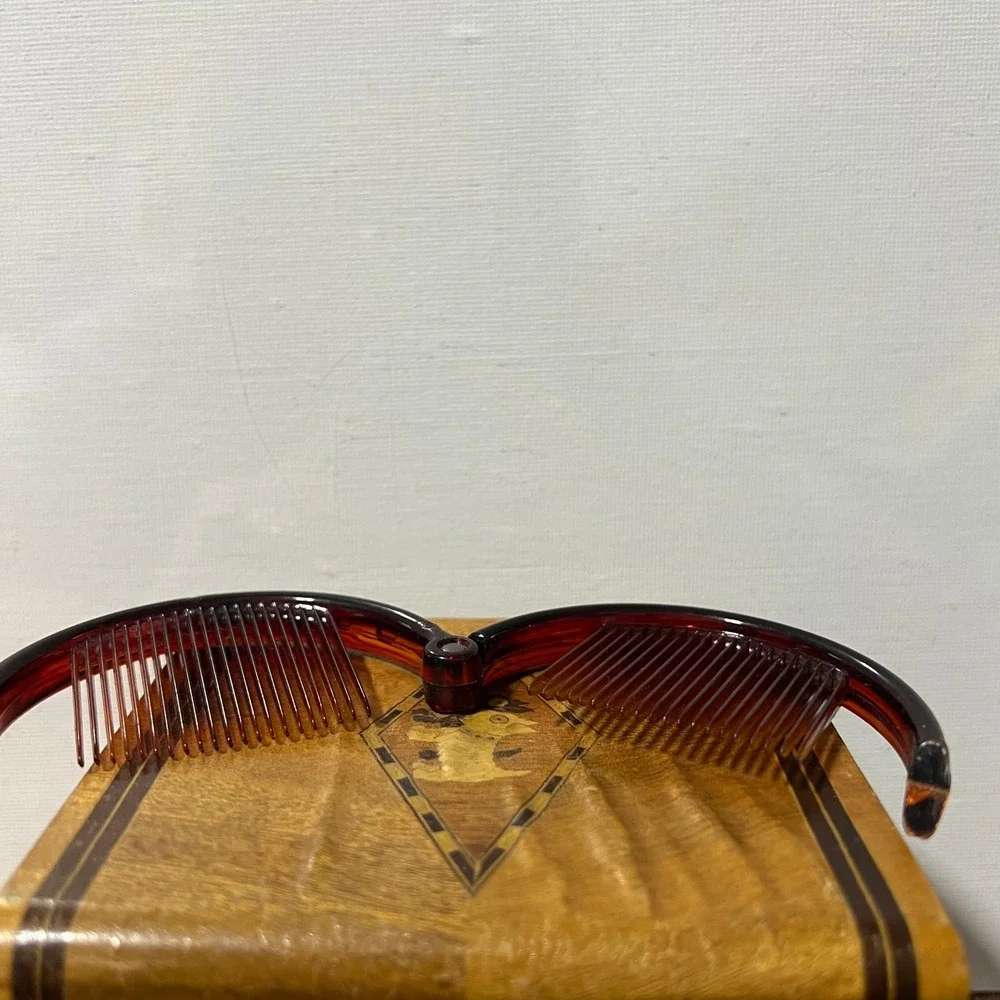 Vintage Amber Tortoiseshell Circular Folding Hair Comb Hinged ring retro updo